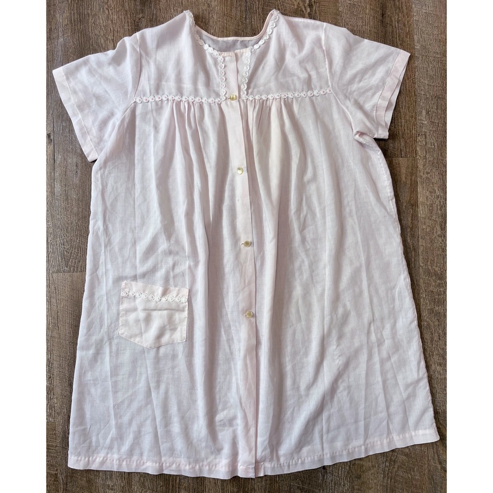 Vintage light pink housecoat button front robe nightgown flower‎ trim size L